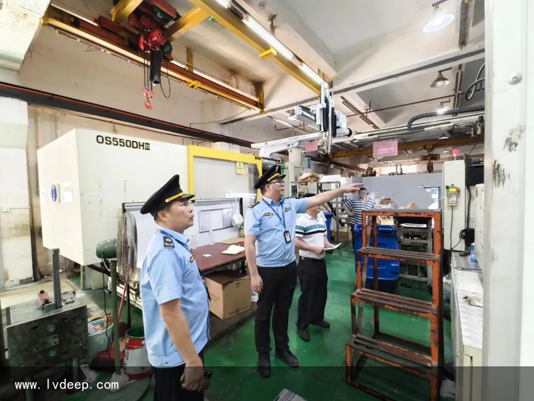 廢氣處理設(shè)備“形同虛設(shè)”？嚴(yán)查！（難以置信）